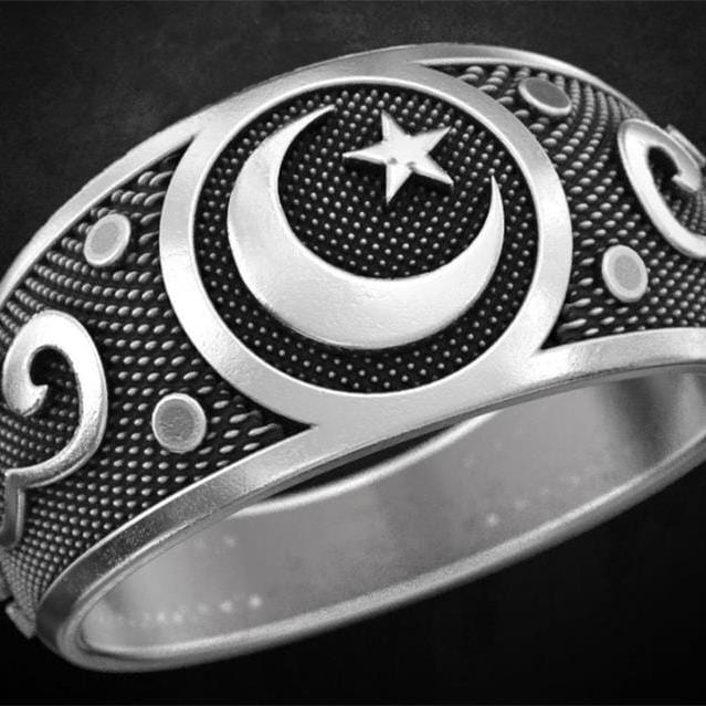 Engraved Ring,
Star Ring,
Moon Ring,
Vintage Ring,
Gothic Ring,
Steam Ring,
Punk Ring,
Biker Ring,
Party Ring,