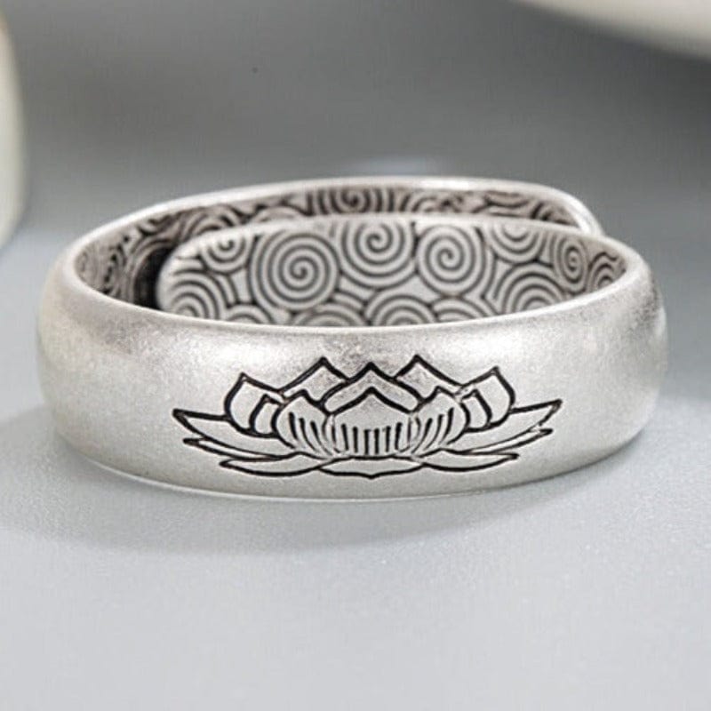 Lotus ring, Finger Ring, Luxury Ring, love cartier ring, fingers and rings thumb ring, mens pinky rings, chopard ring, cartier mens ring, index finger ring, bvlgari rings,