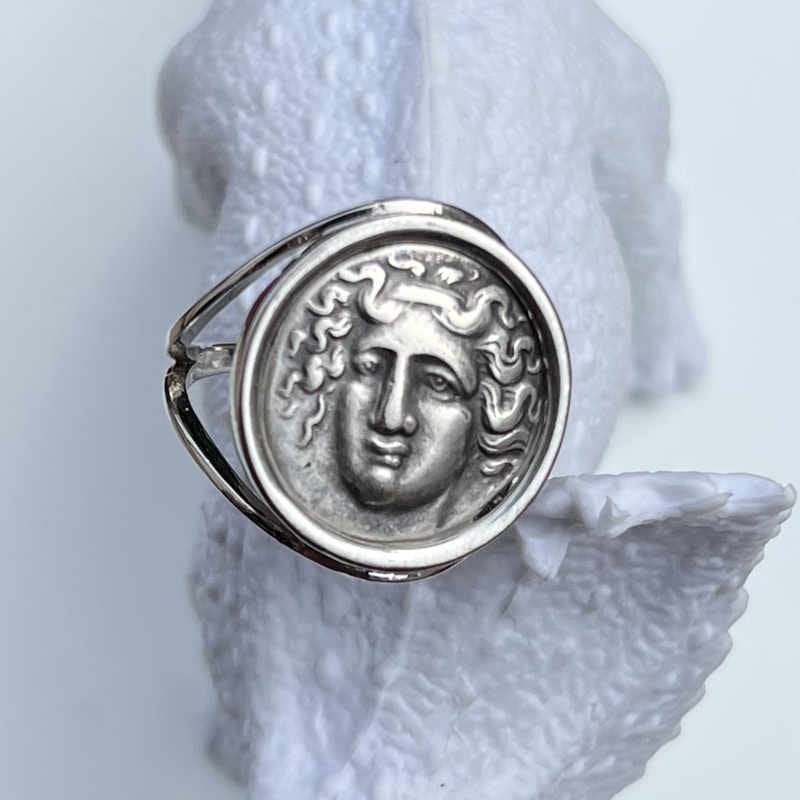 silver ring, silver rings for women, claddagh rings, ladies silver rings, gold ring, gold rings for women, gold rings for men, silver male rings, gents silver ring, a silver ring,