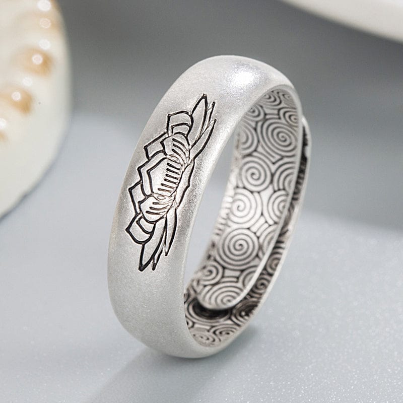Lotus ring, Finger Ring,  Luxury Ring, love cartier ring, fingers and rings thumb ring, mens pinky rings, chopard ring, cartier mens ring, index finger ring, bvlgari rings,