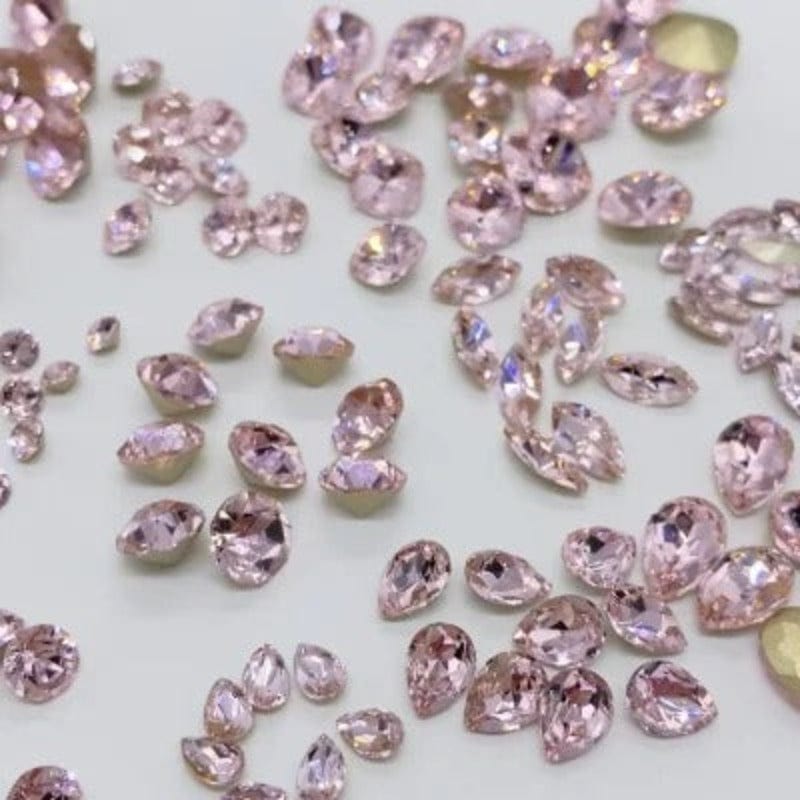 halloween nails, shadow, rivoli glass, rhinestones, nail art, wholesale rhinestones, nails design, nail charms, nail art near me, nail stamping plates,